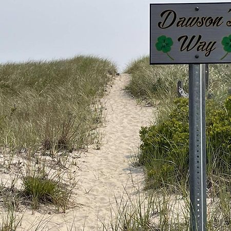 Sandy Clydesdale: Sagamore Beach Sandwich Villa Luaran gambar